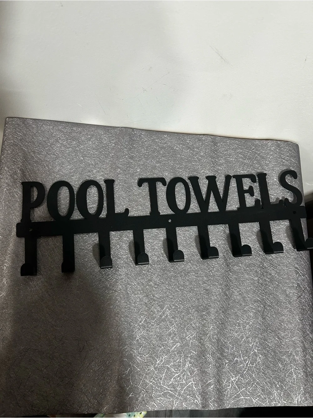 Pool Towel Rack with 9 Hooks, Towel Holder Wall Mounted for Outdoor